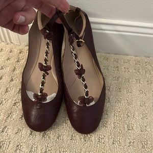 Adorable Chloe T-Stap with gold chain and bows COLOR OF THE YEAR! 2024